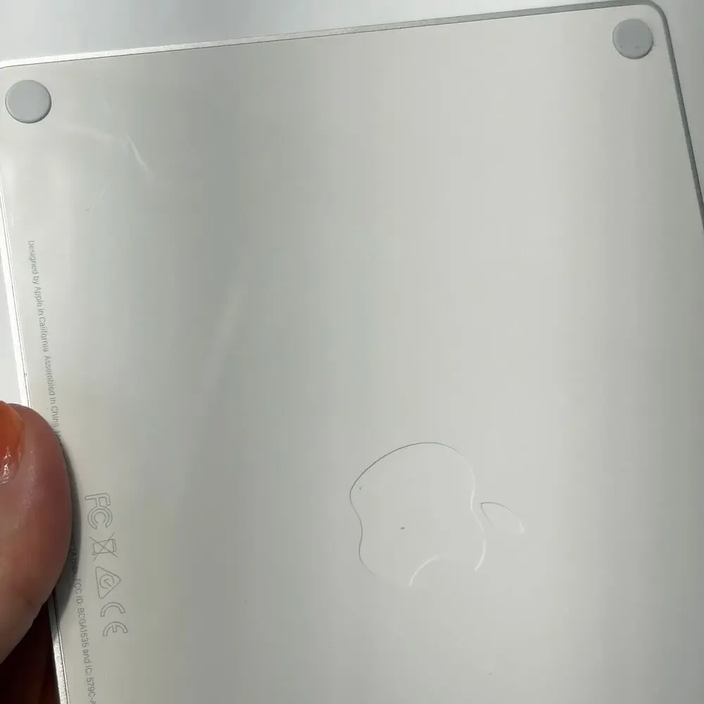 Apple Magic Trackpad 2 A1535 White w/ Box Genuine Lightning Cable Tested